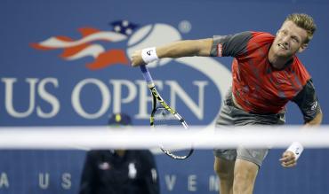 Sam Groch holds the record for the fastest tennis serve of all time