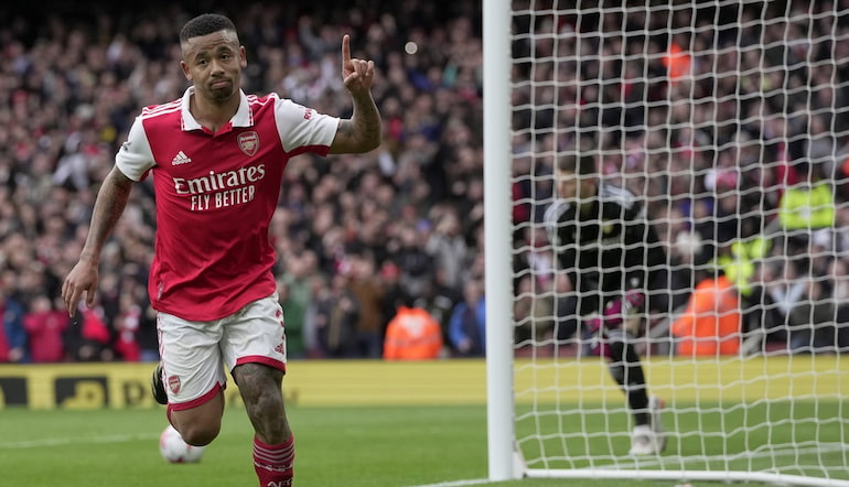 Arsenal striker Gabriel Jesus fires crowd up