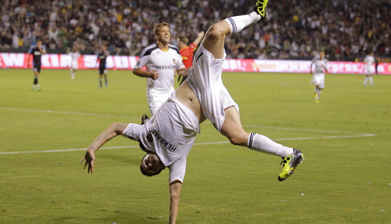 Robbie Keane cartwheel