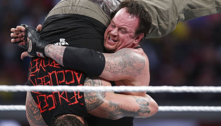 How much does Undertaker earn in WWE