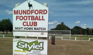 Mundford football